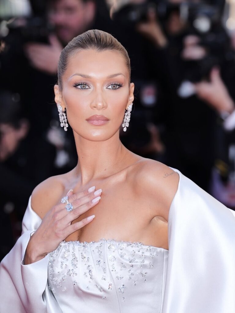 المعنى الخفي وراء صيحة الأظافر الطبيعية لهذا الموسم