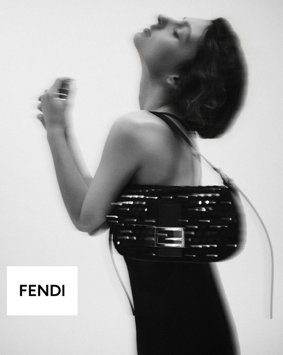 لماذا لاتزال حقيبة Fendi Baguette قطعة أيقونية؟