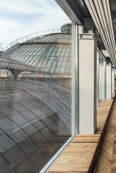 Prada Galleria: كيف أعادت Prada بناء عالمها الخاص في ميلانو
