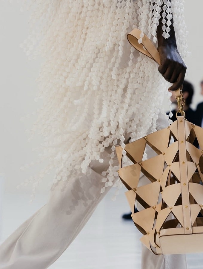 بين كريستوبال وديمنا، بييرباولو بيتشولي يجد طريقه في  Balenciaga