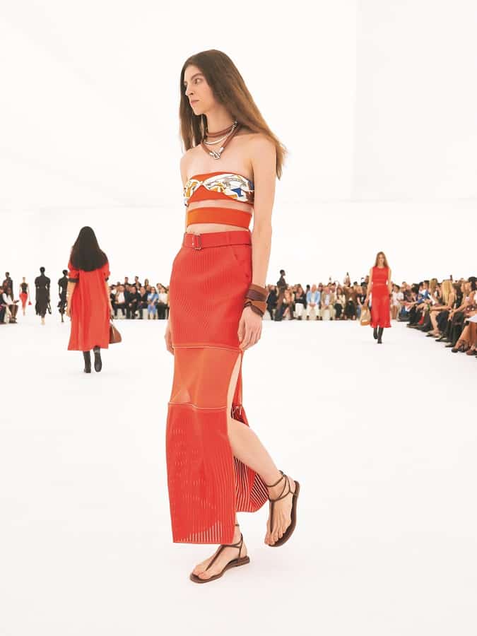 Hermès ربيع وصيف 2027: رفاهية تترك للجسد مساحة للتنفس